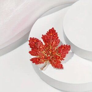 🍏50% OFF/3+...Vibrant Maple Leaf Brooch